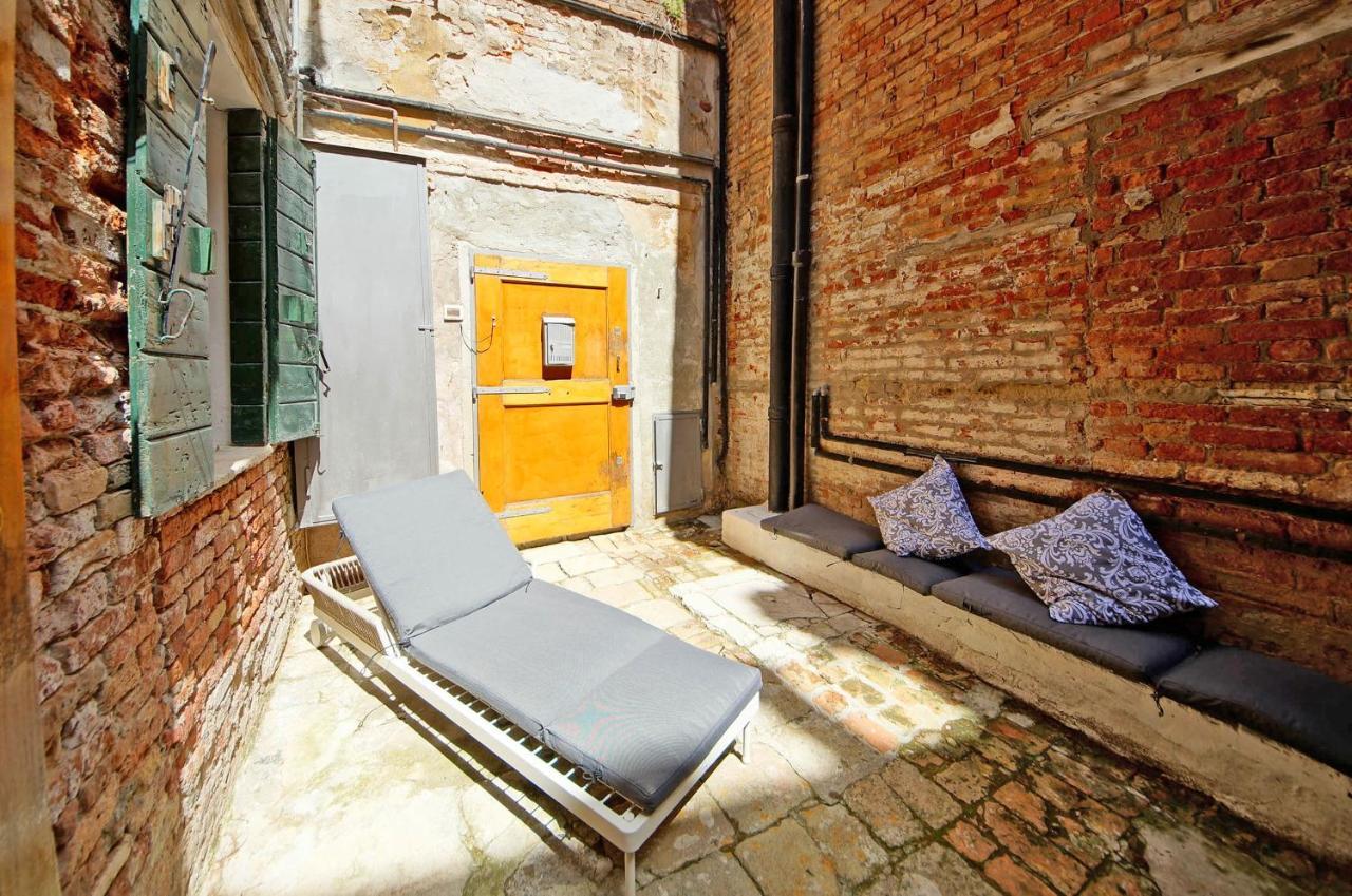 Gondola View Apartment เวนิส ภายนอก รูปภาพ